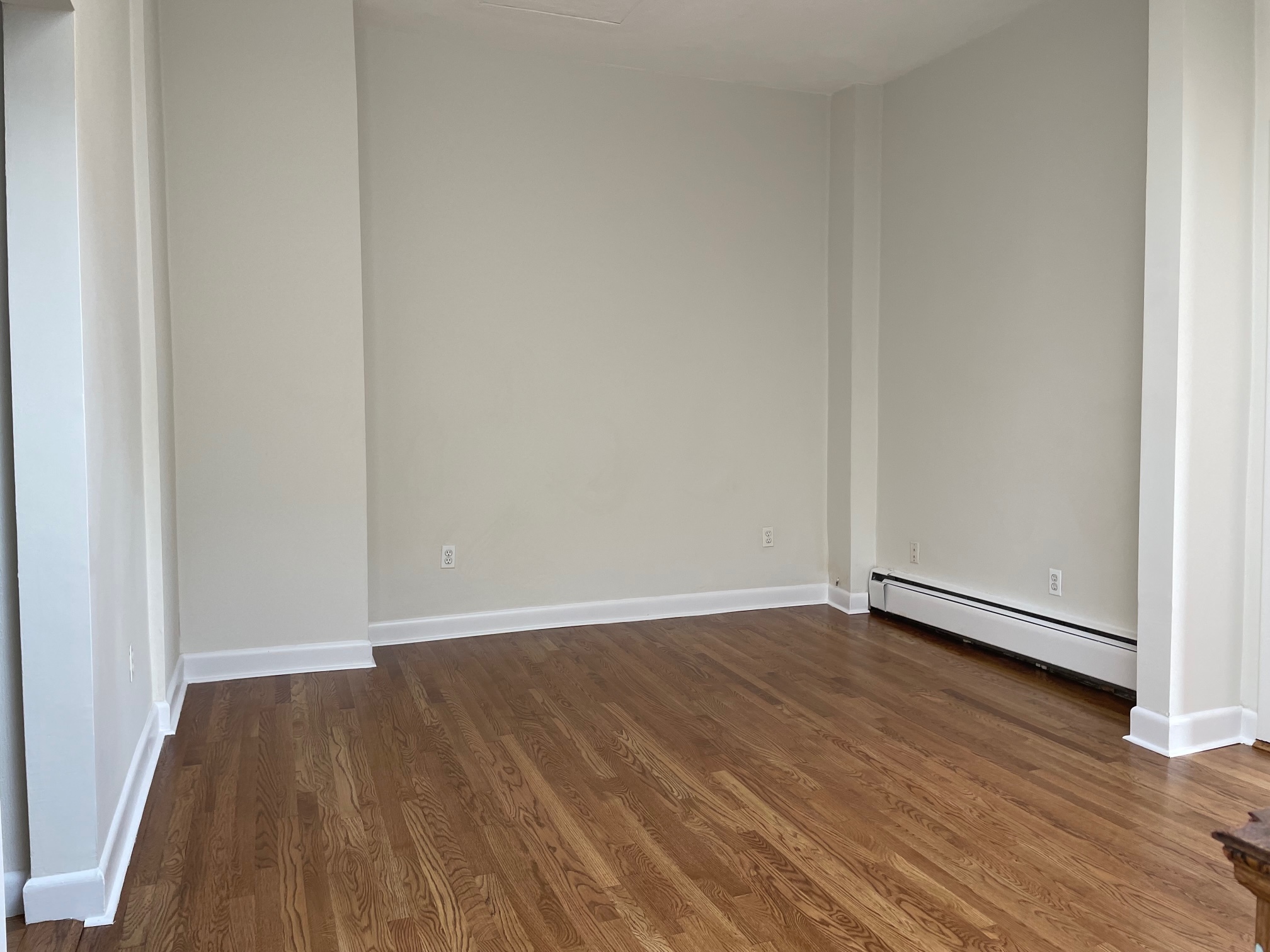 1725 Beacon St, Longwood