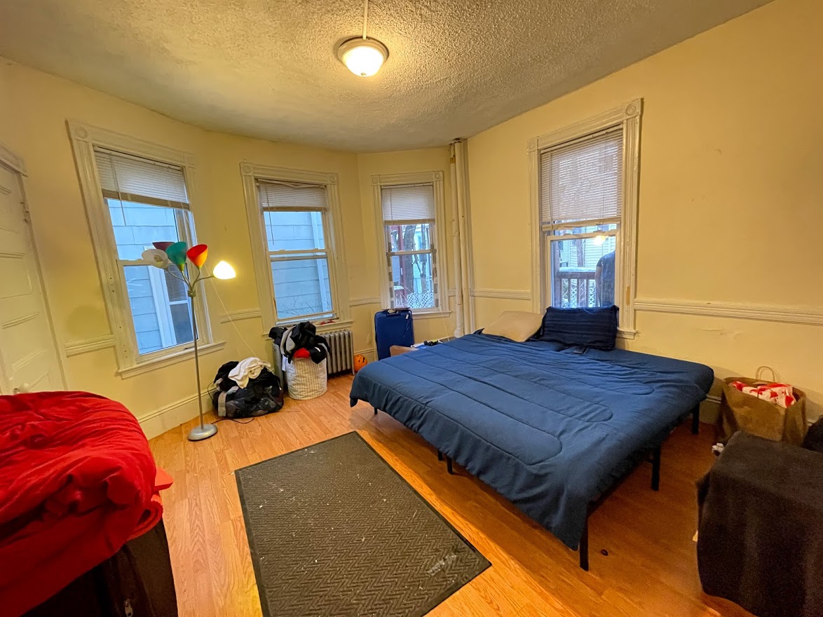 34 Cherokee St, Mission Hill