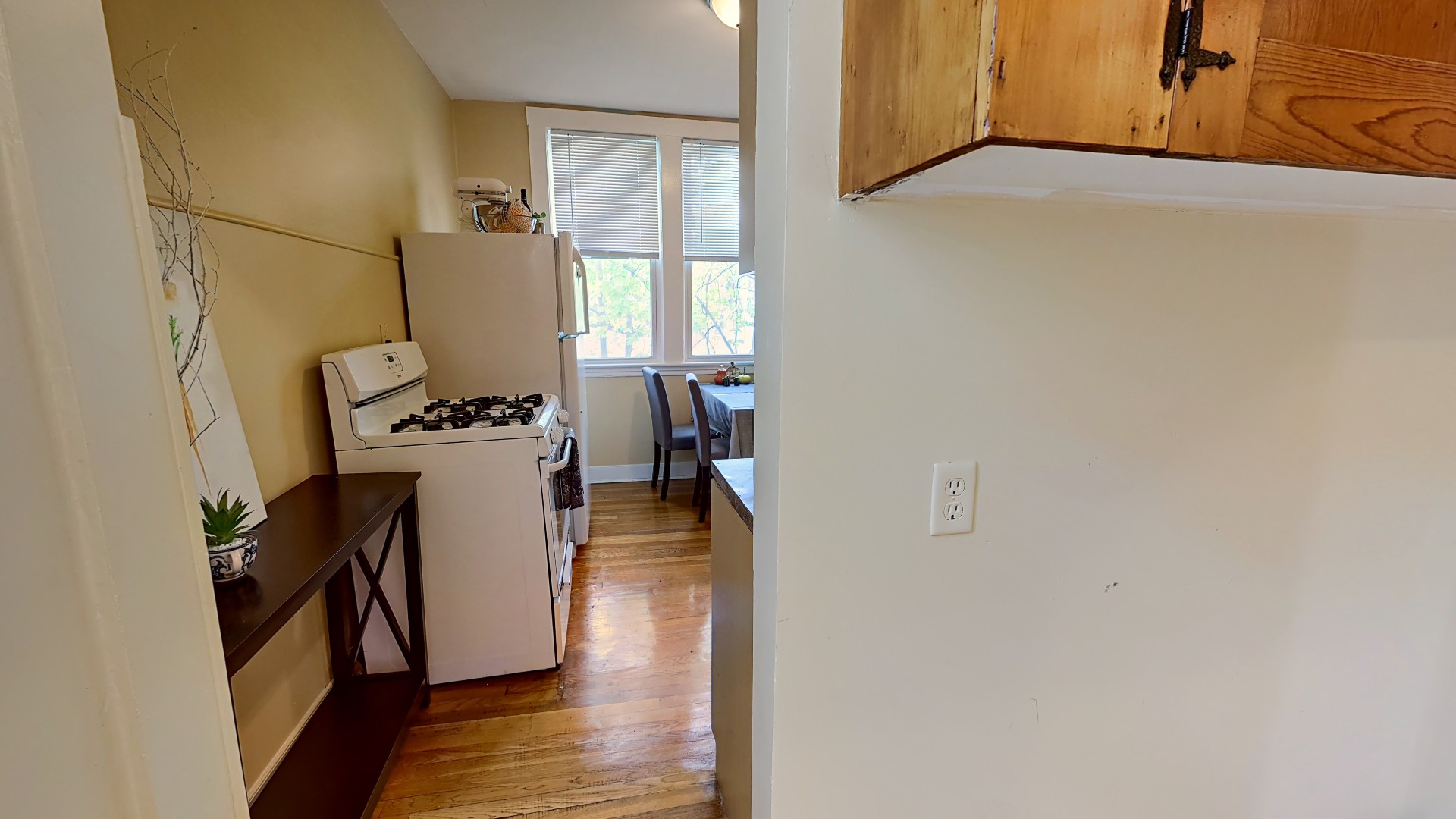 53 Strathmore, Brighton