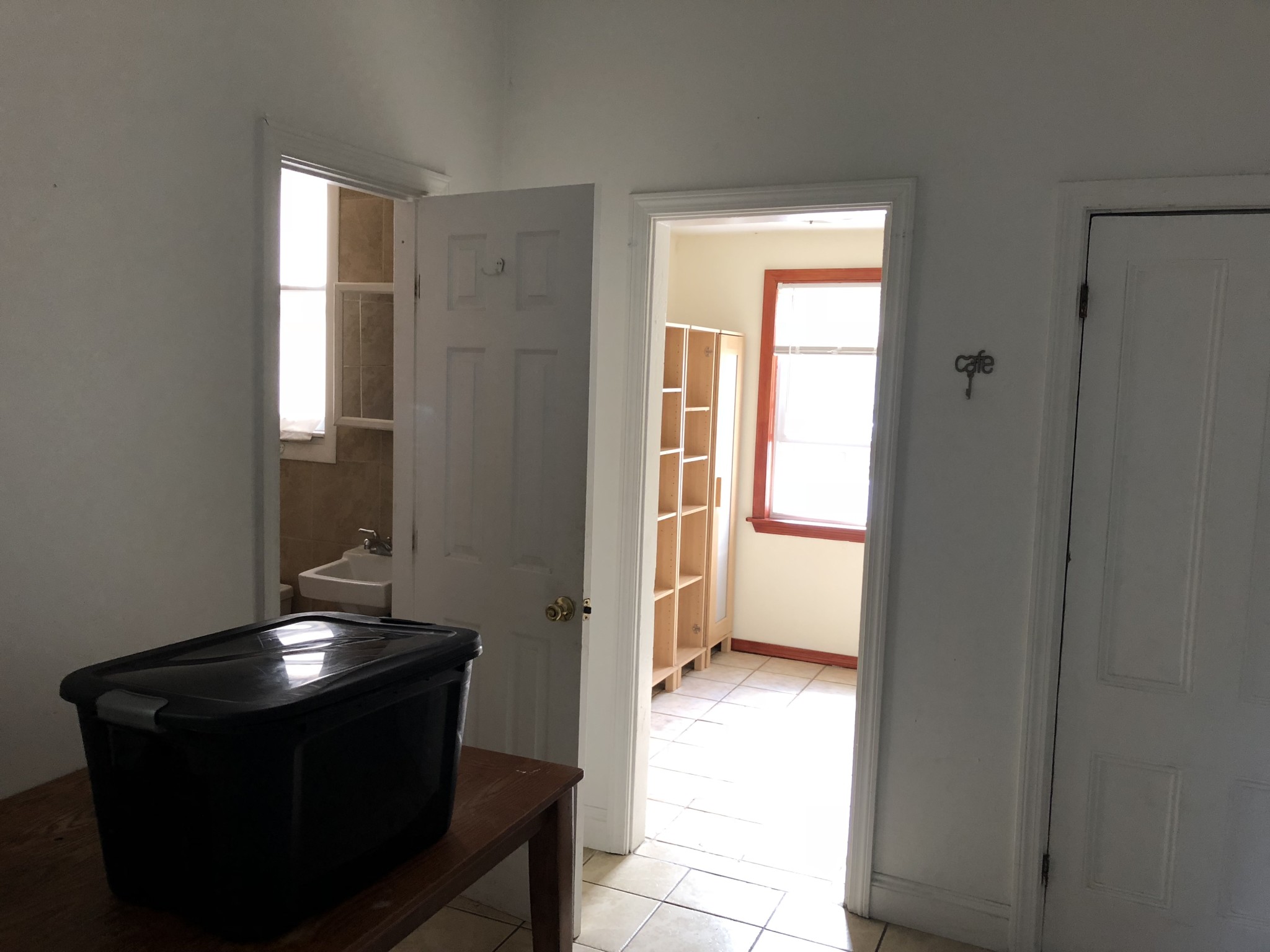 22 Pratt St, Allston