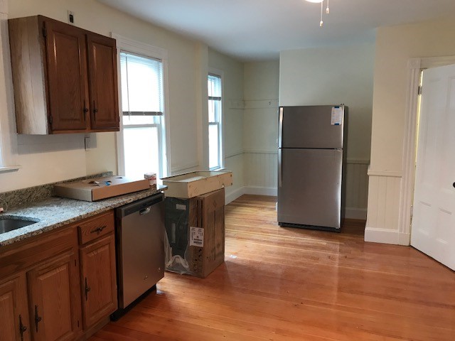 35 Shannon St, Allston