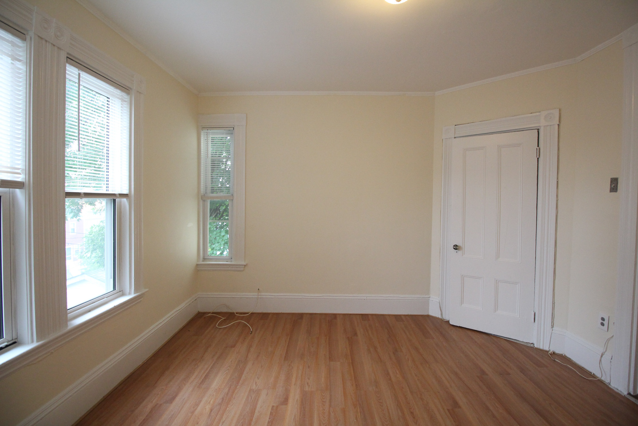 40 Forest St, Roxbury