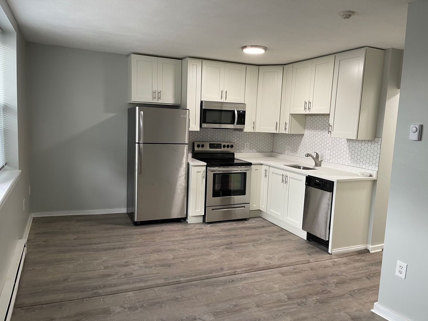 31 Chelsea St, East Boston