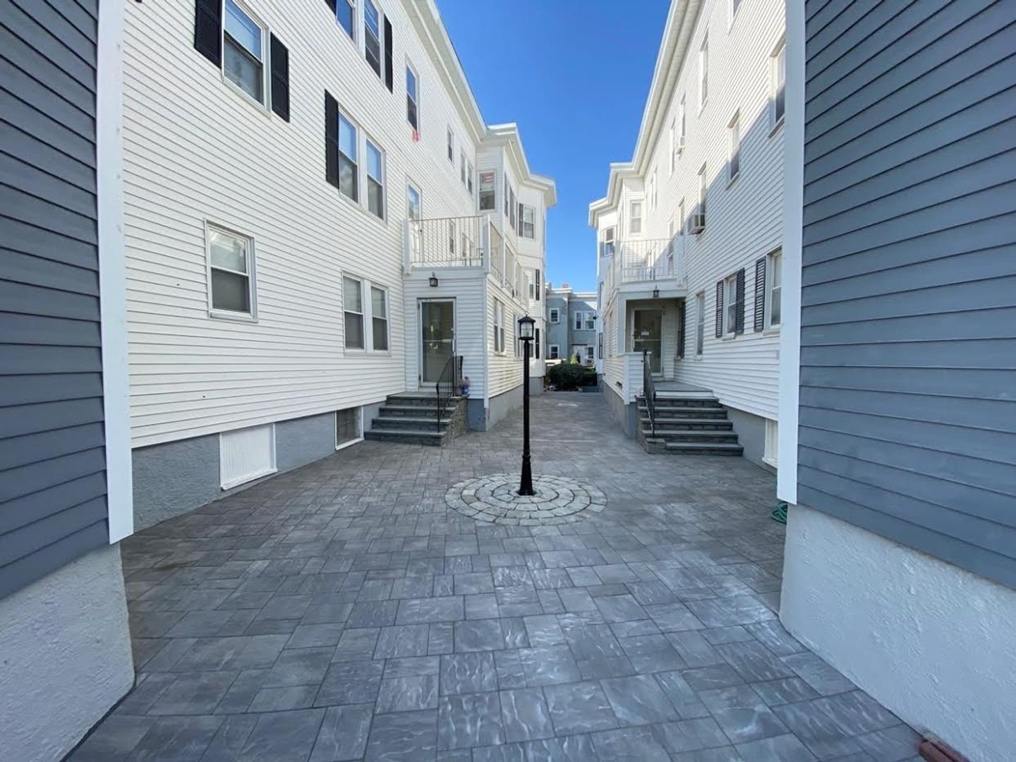 87 Winthrop Shore Dr, Winthrop