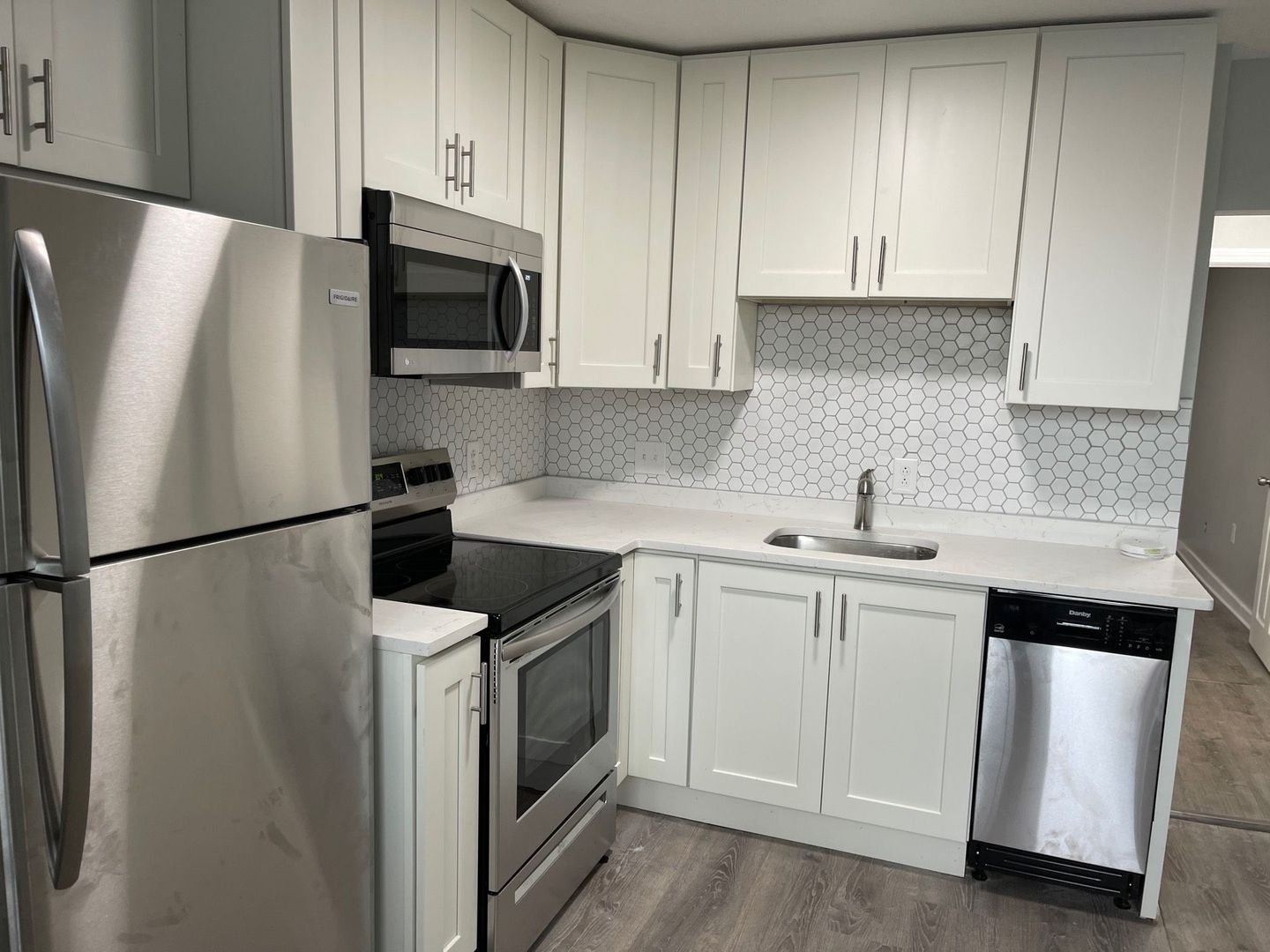 31 Chelsea St, East Boston