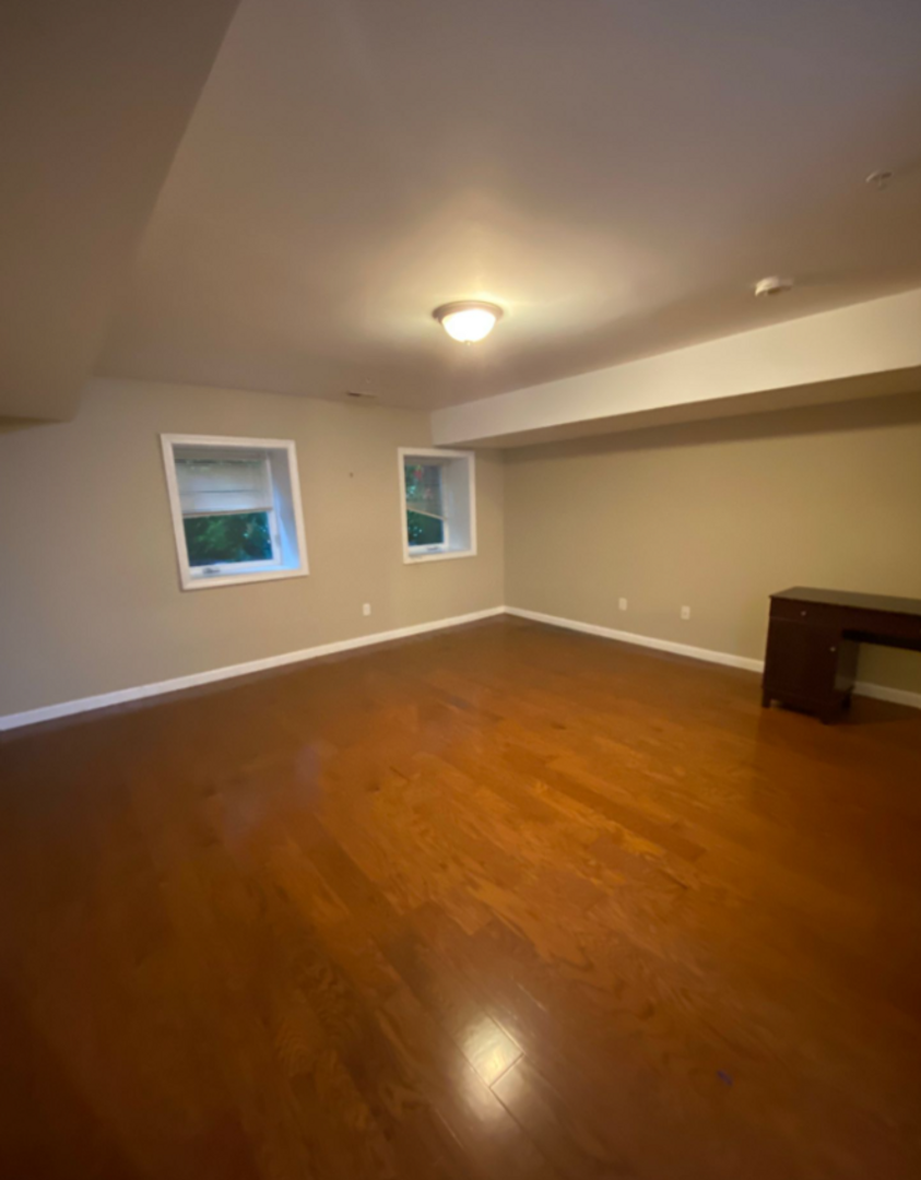 53 Chelsea St, East Boston