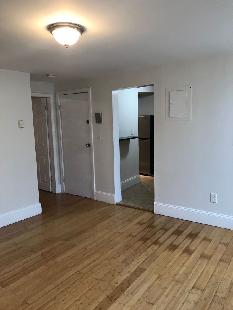 210 Maverick St, East Boston