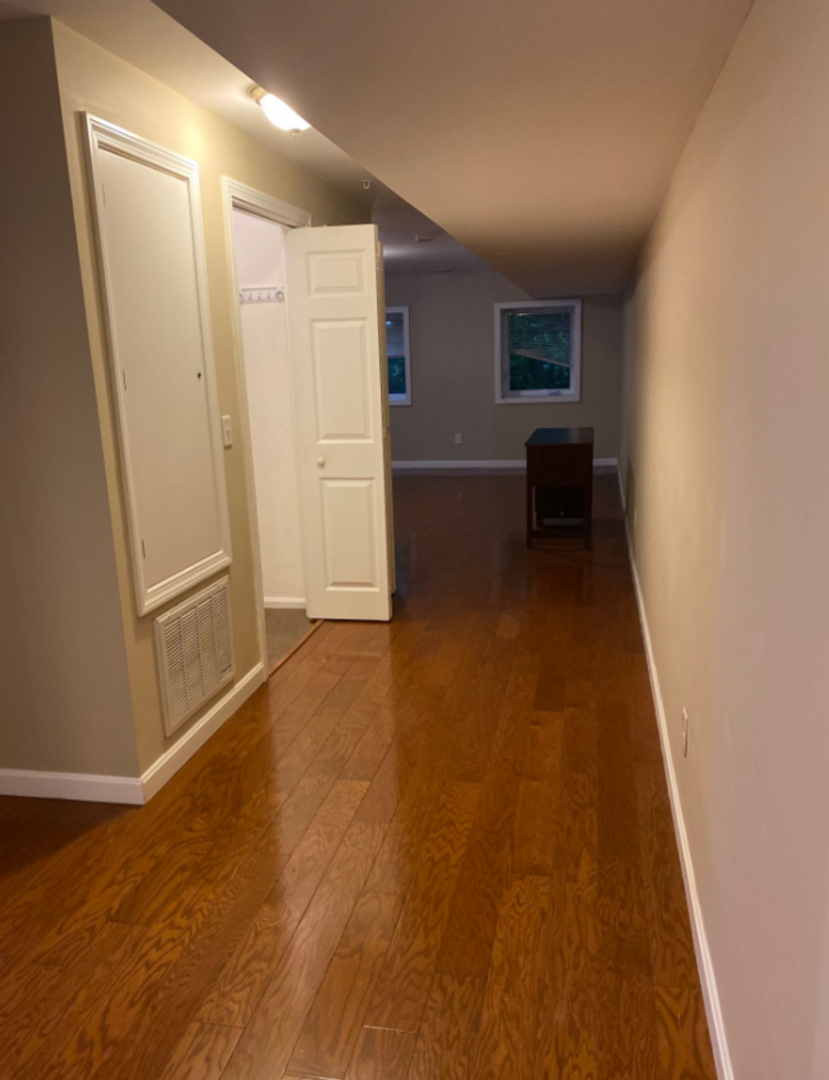 53 Chelsea St, East Boston