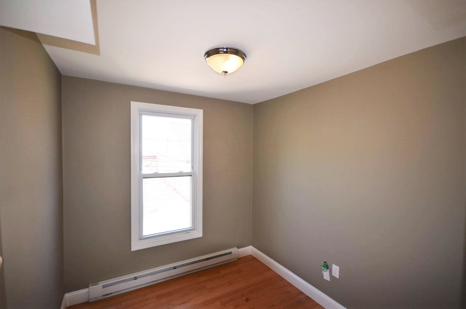 12 Cheever Ct, East Boston