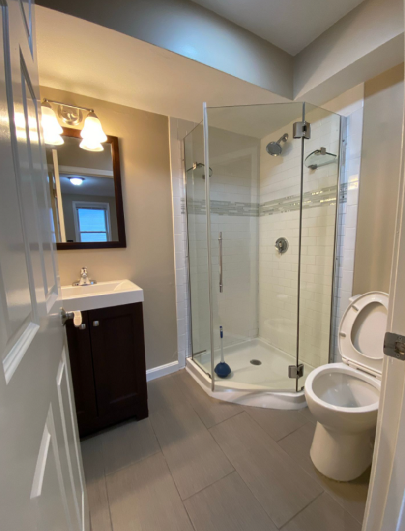 53 Chelsea St, East Boston