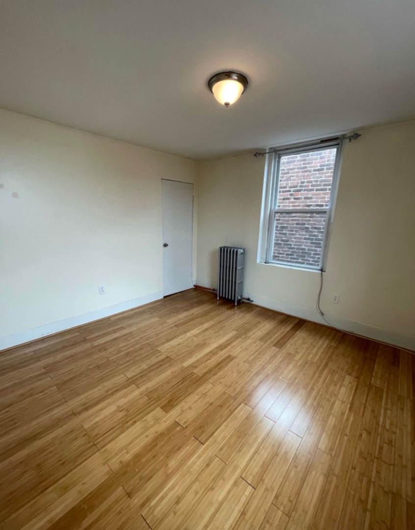 210 Maverick St, East Boston