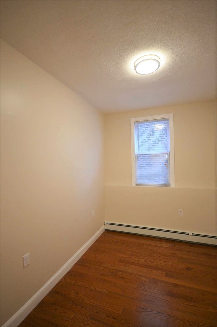 349 Sumner St, East Boston