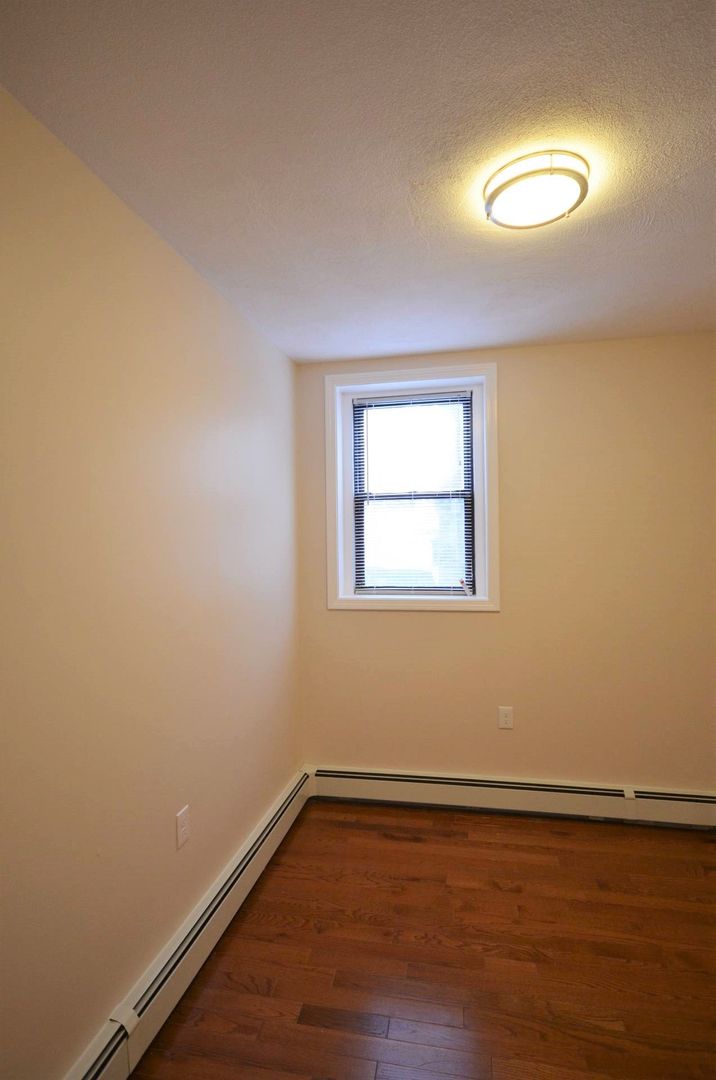 349 Sumner St, East Boston