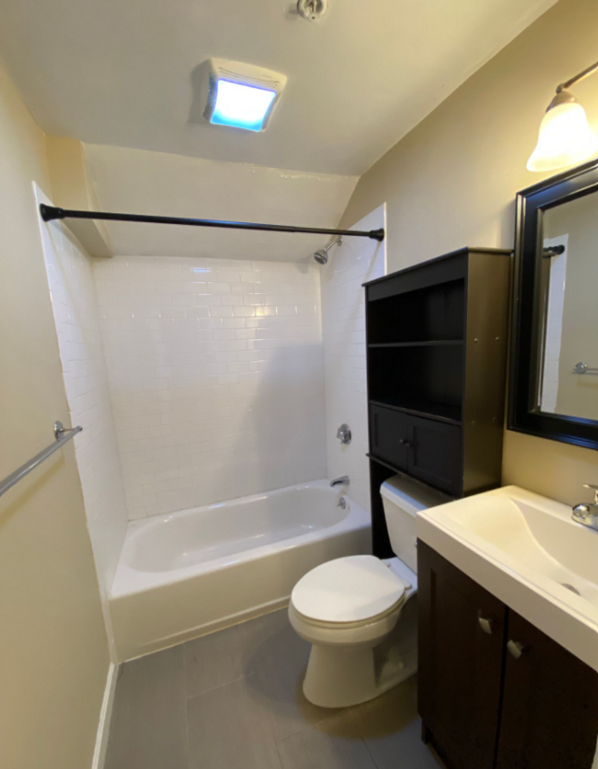 53 Chelsea St, East Boston