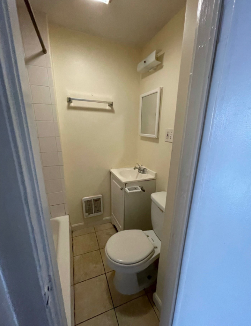 210 Maverick St, East Boston