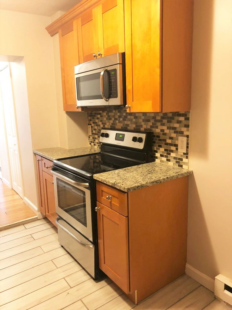 31 Chelsea St, East Boston