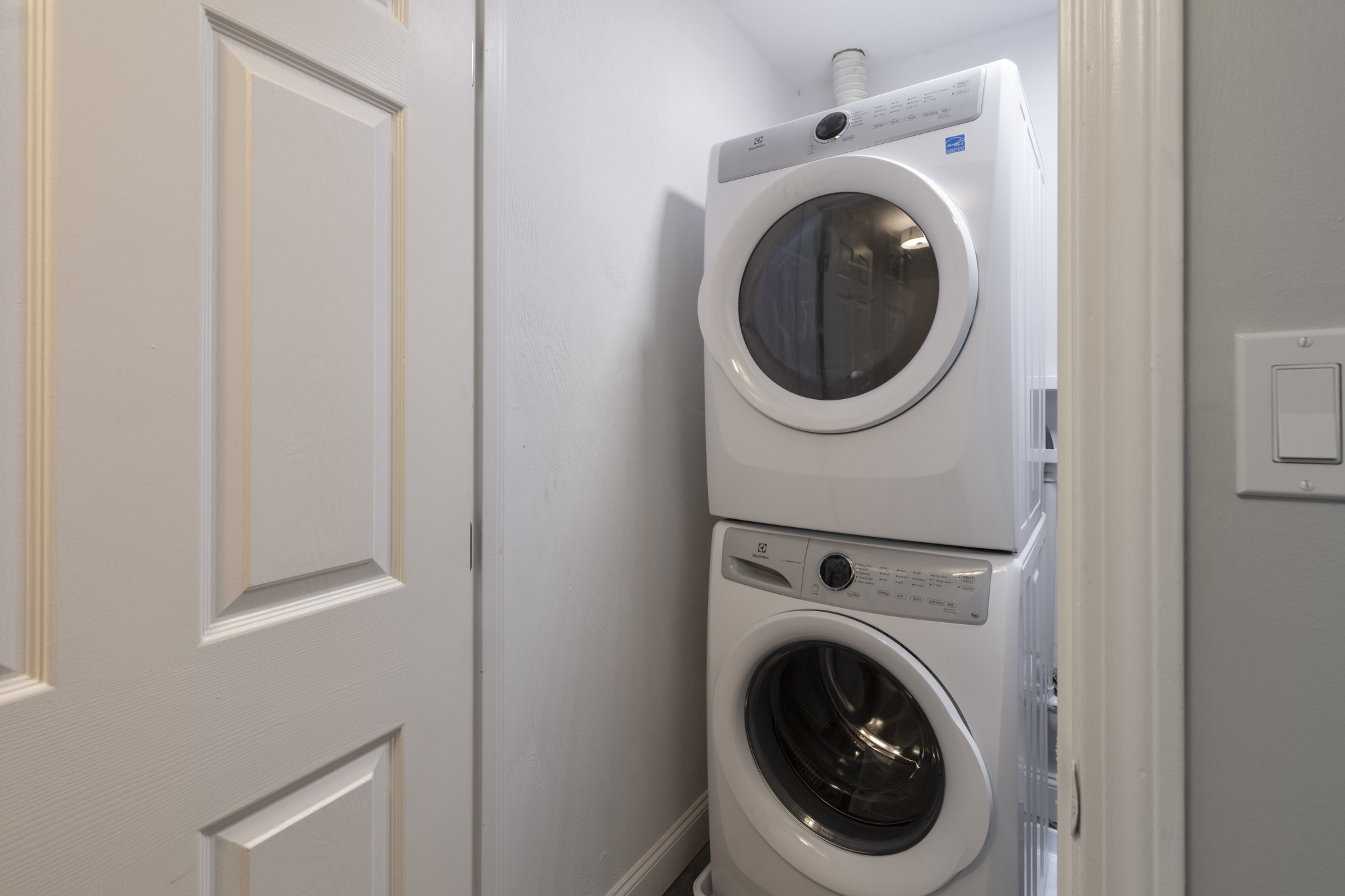 11 Langdon St, Everett