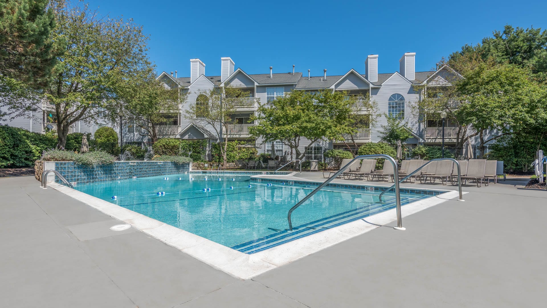 175 Quincy Shore Dr, North Quincy