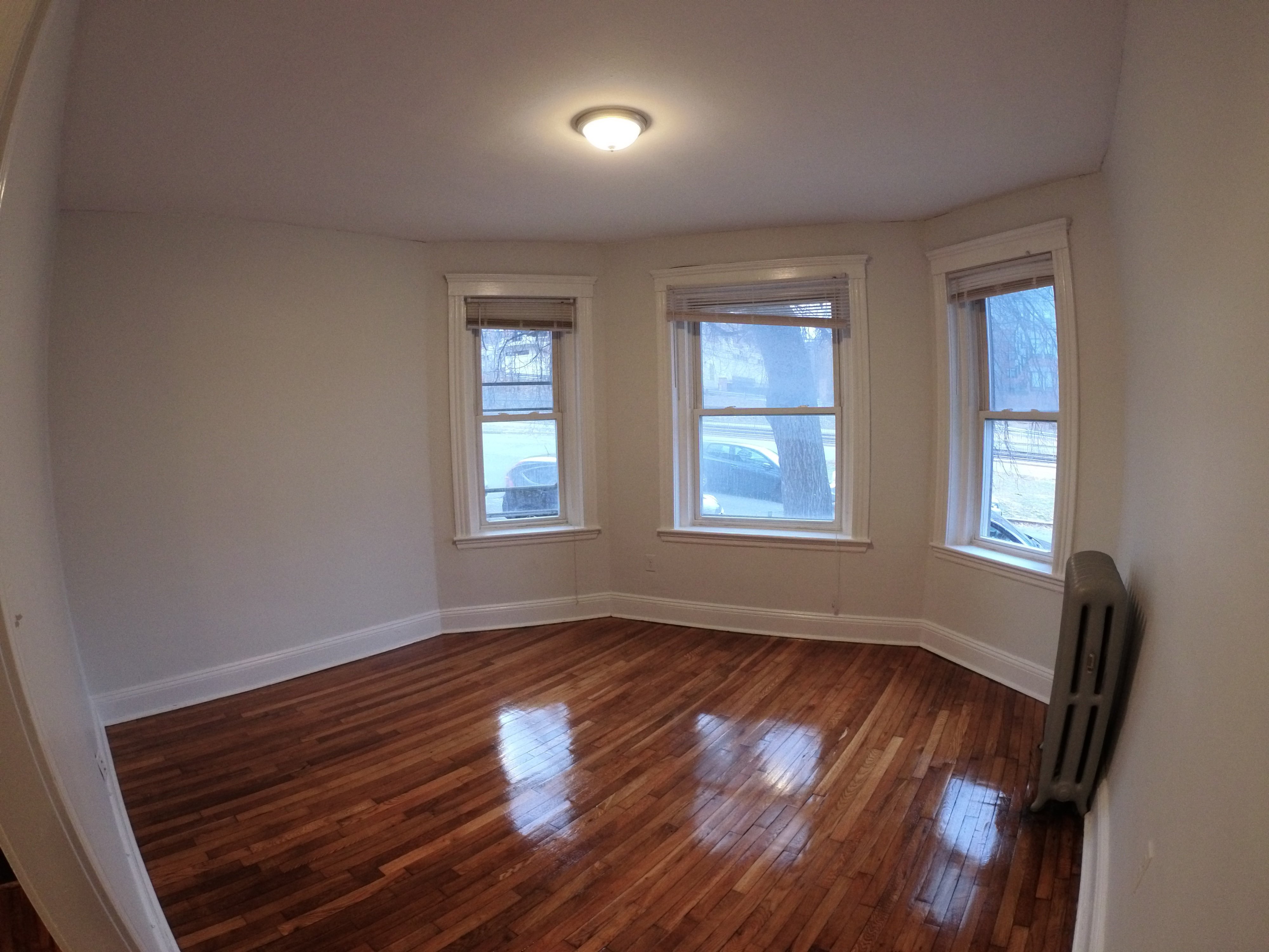 1450 Commonwealth, Brighton