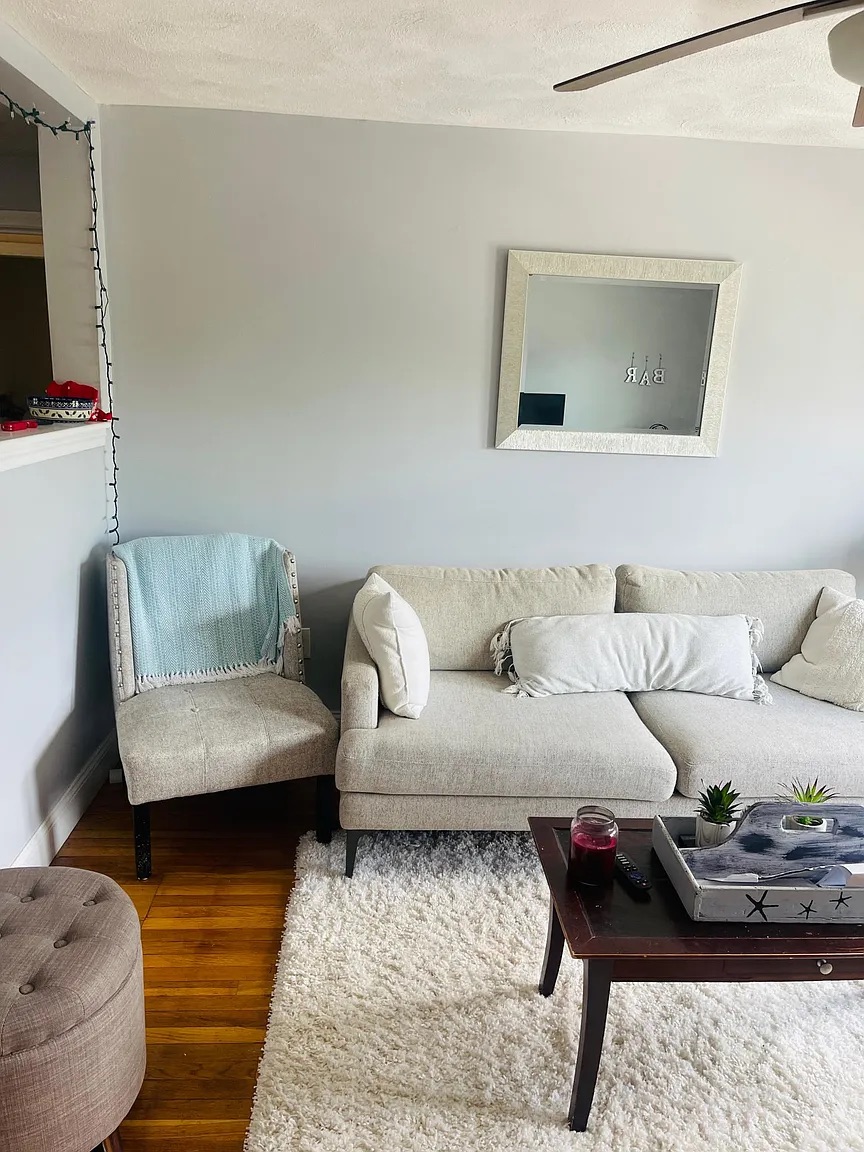 613 3rd St, South Boston