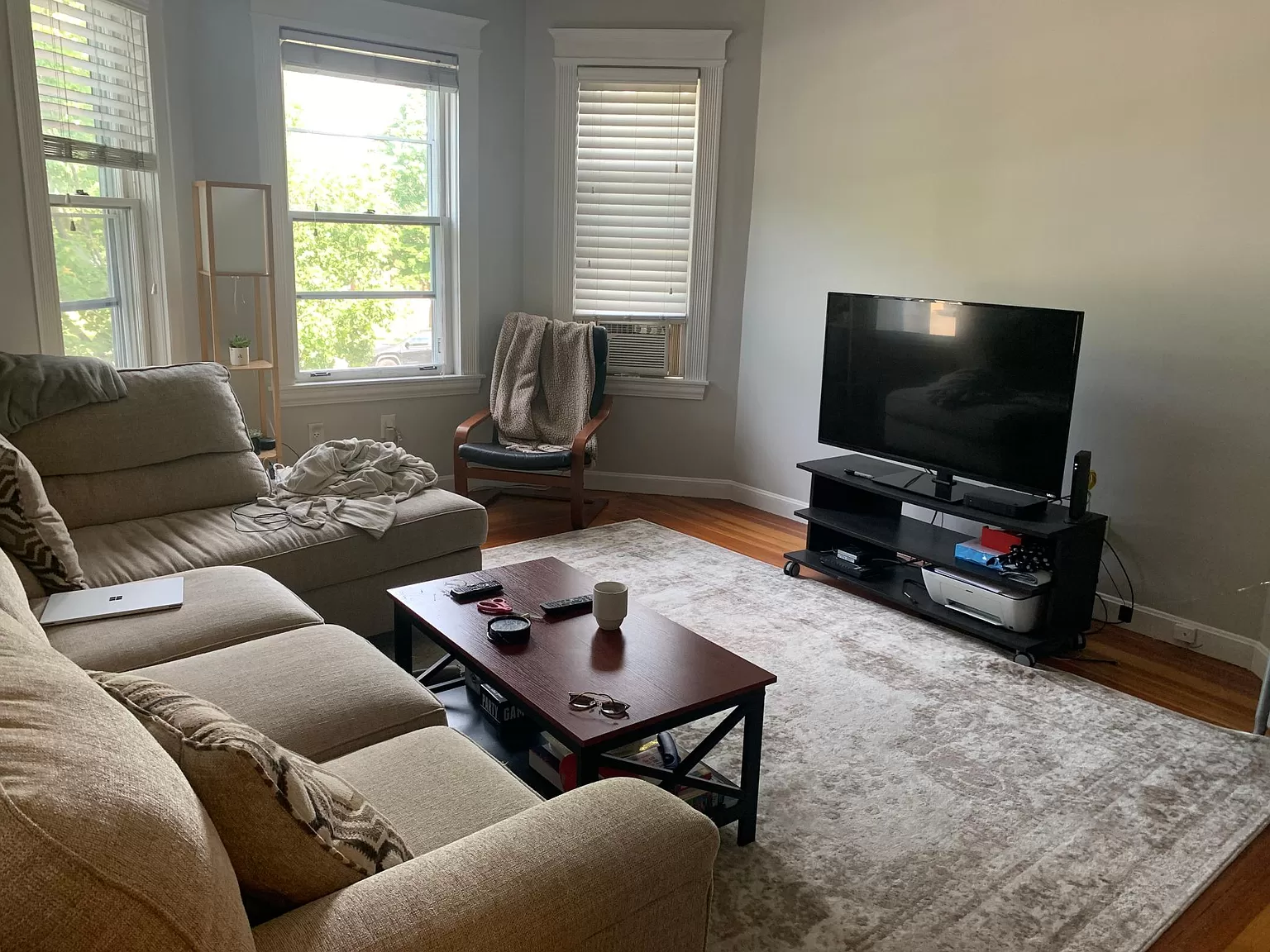 83 Farragut Rd, South Boston