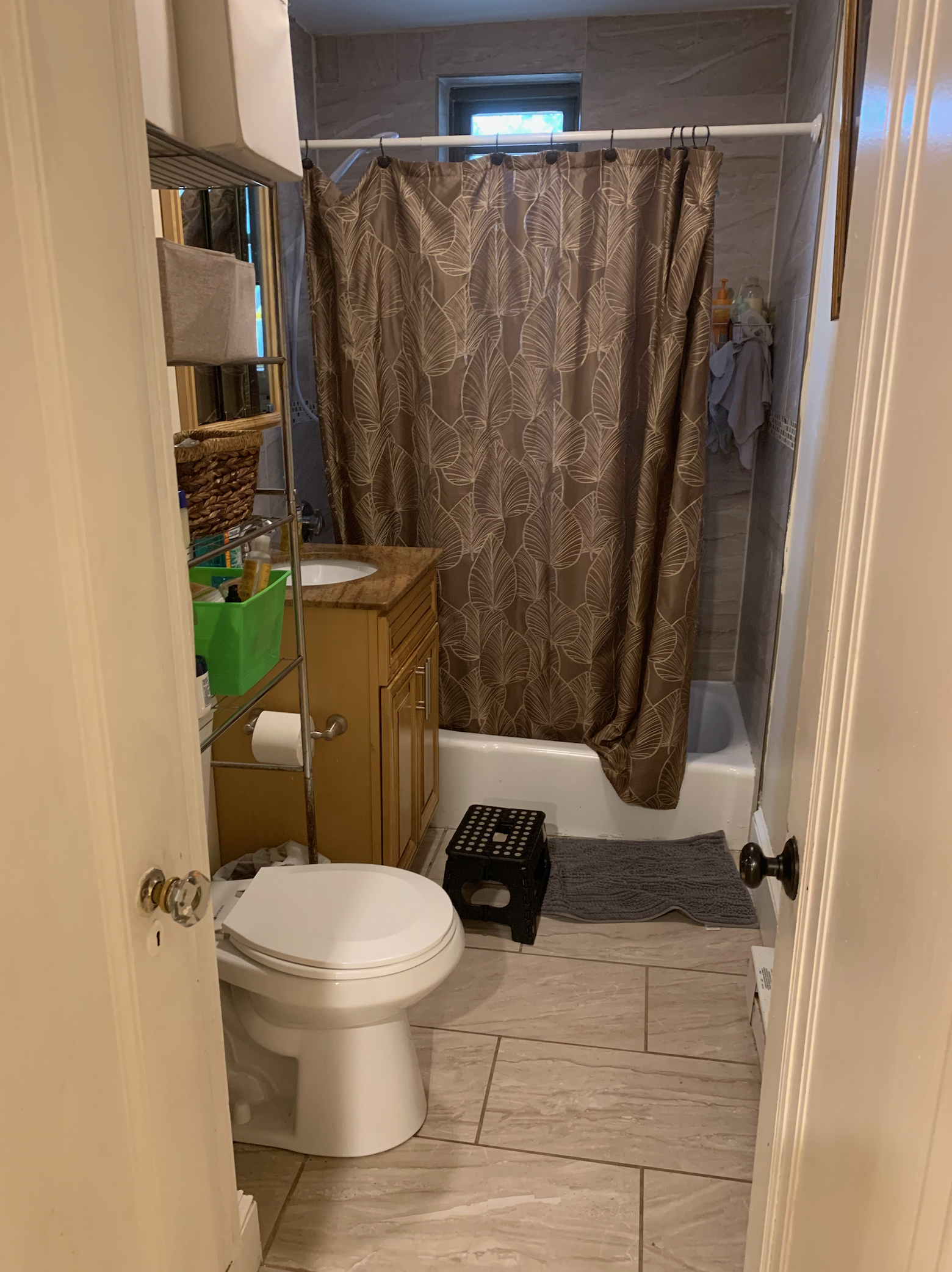 383 Broadway, Winter Hill