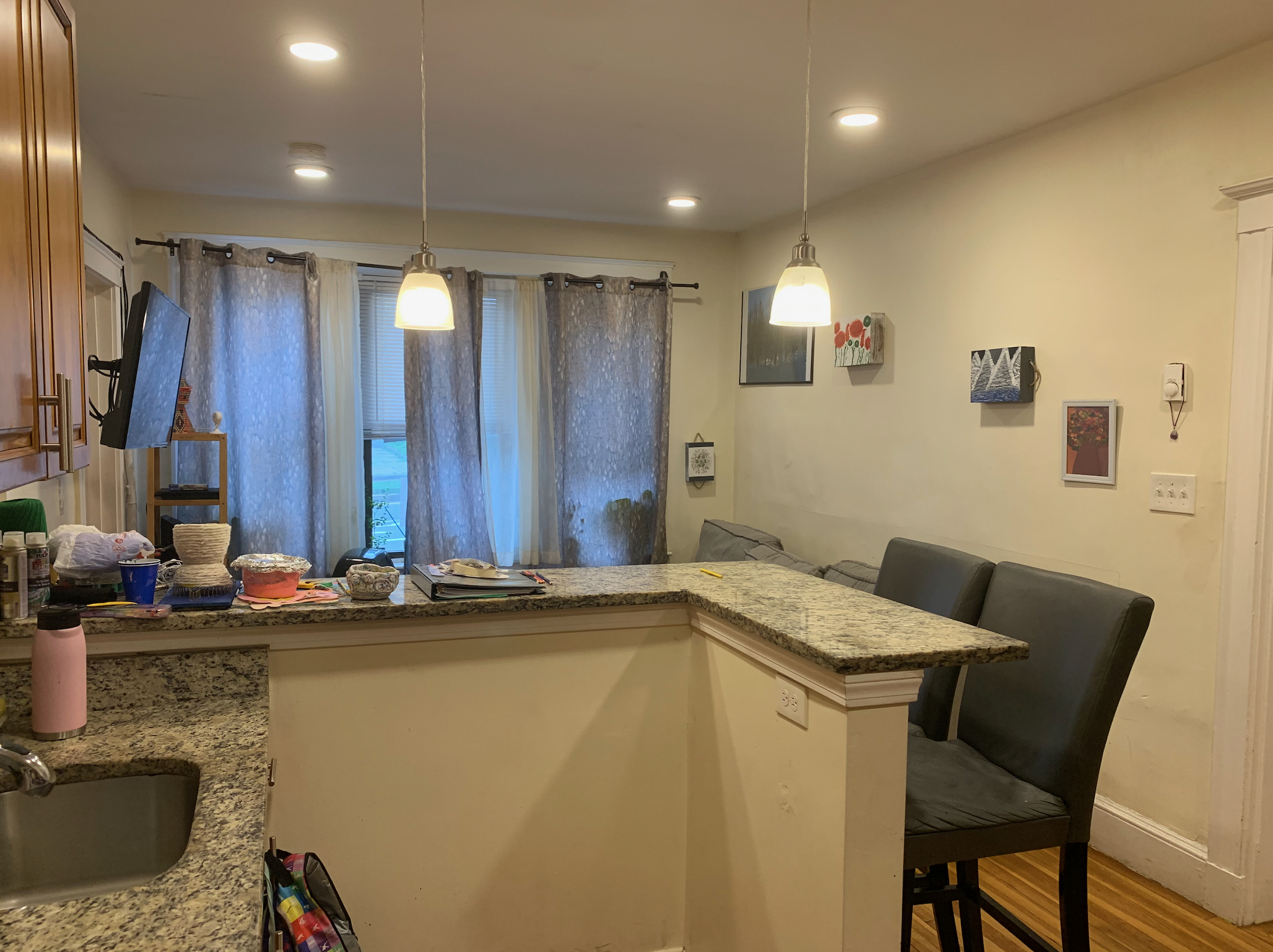 383 Broadway, Winter Hill