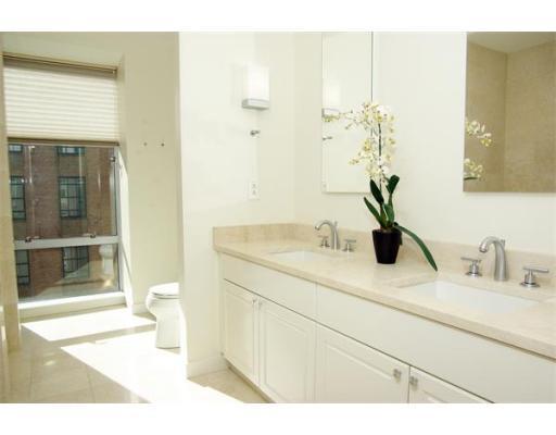 80 Broad St, Downtown