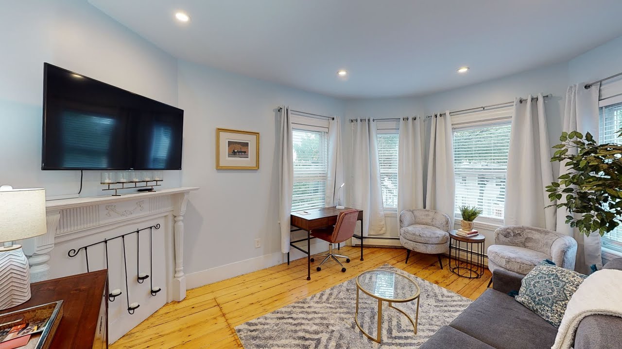 322 Western Ave, Riverside