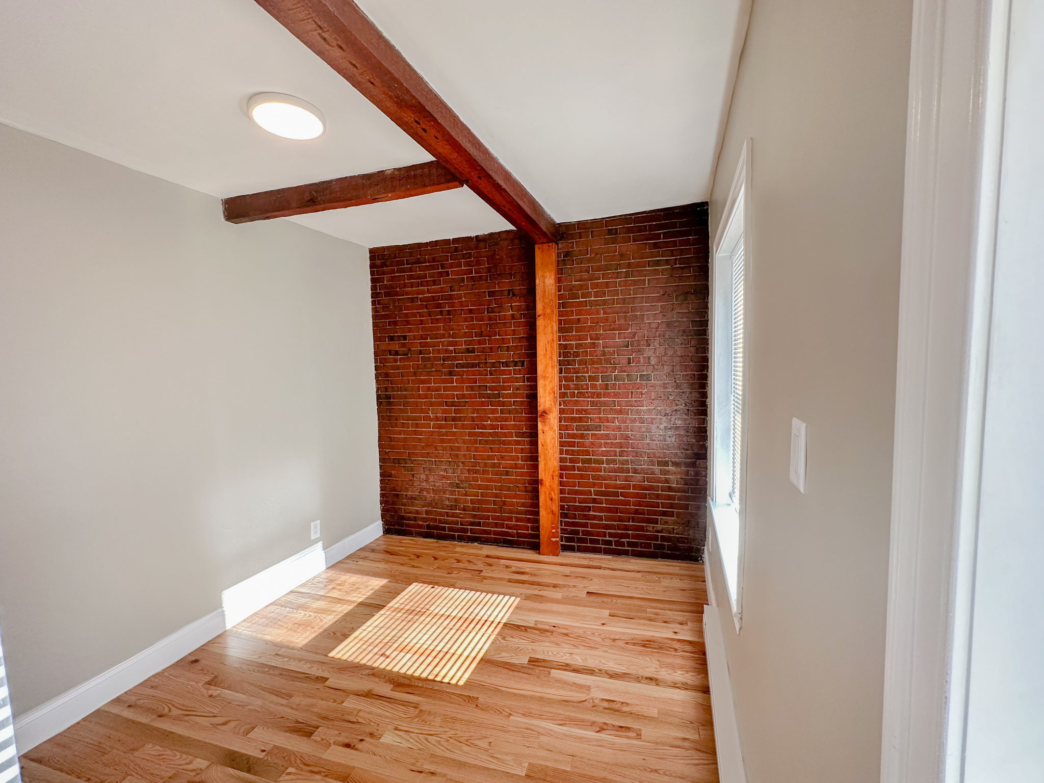 6 Moon St, North End