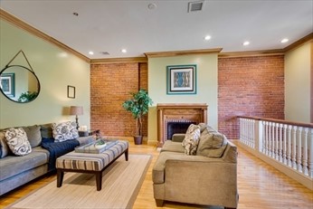 48 Moreland St, Roxbury