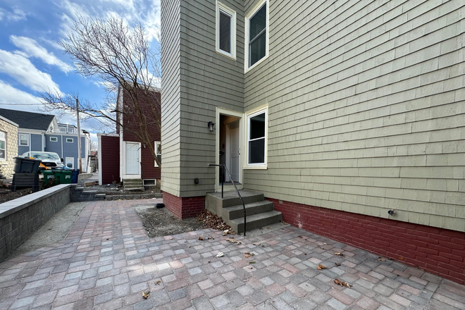 208-210 Banks St, Riverside