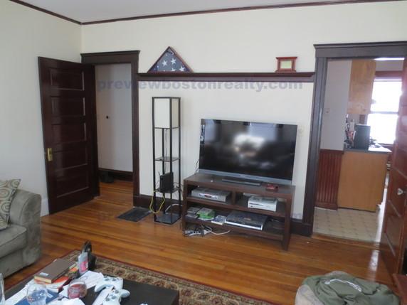 44 Easton St, Allston