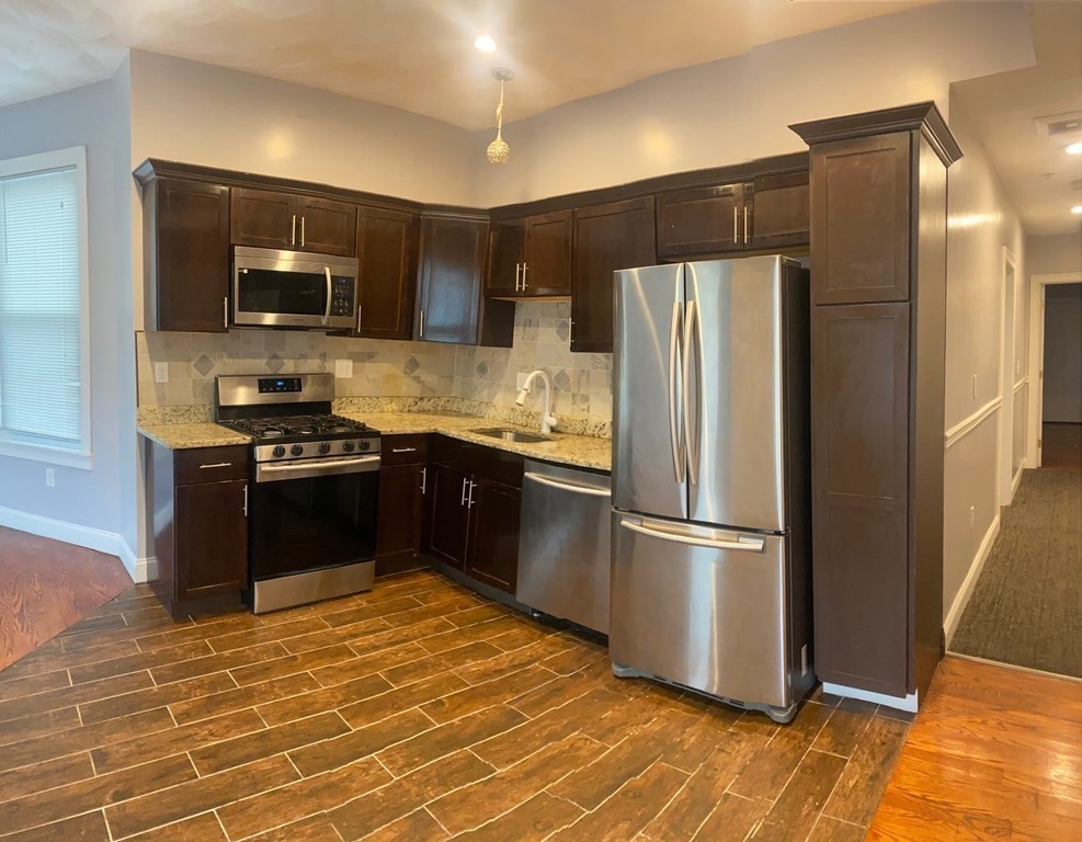 75 Homestead St, Roxbury