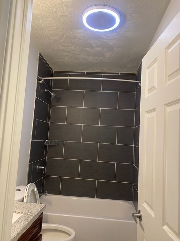 75 Homestead St, Roxbury