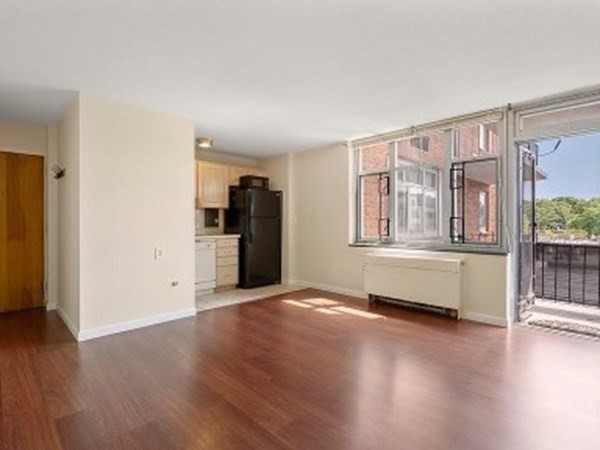 125 Trapelo Rd, Belmont Center