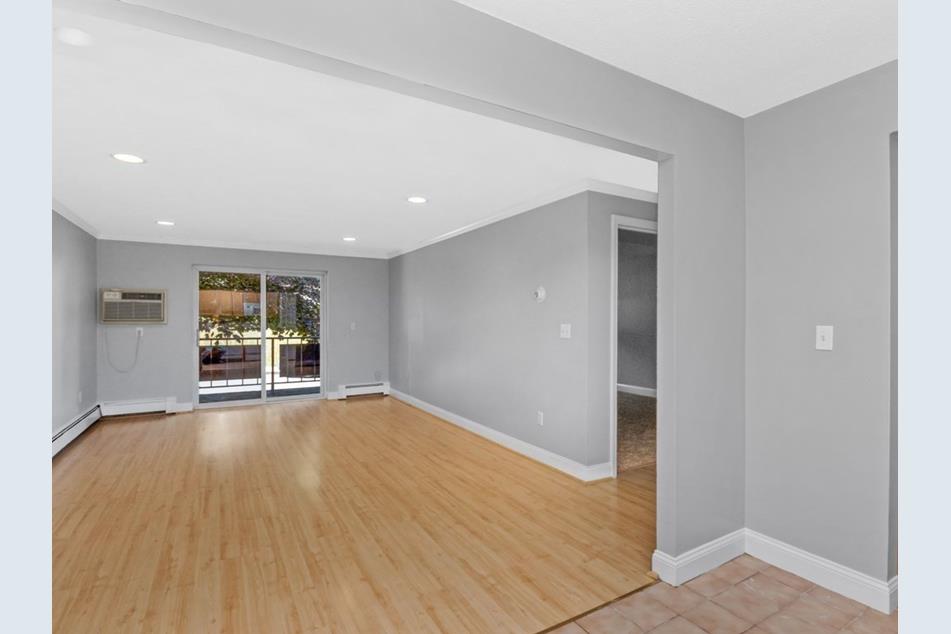 70 70 Warren Ave, Allston