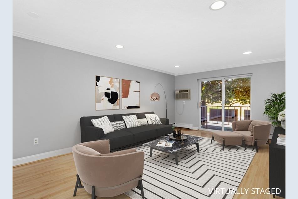 70 70 Warren Ave, Allston