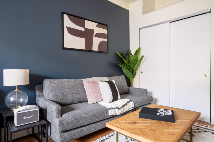 62 Boylston St, Downtown