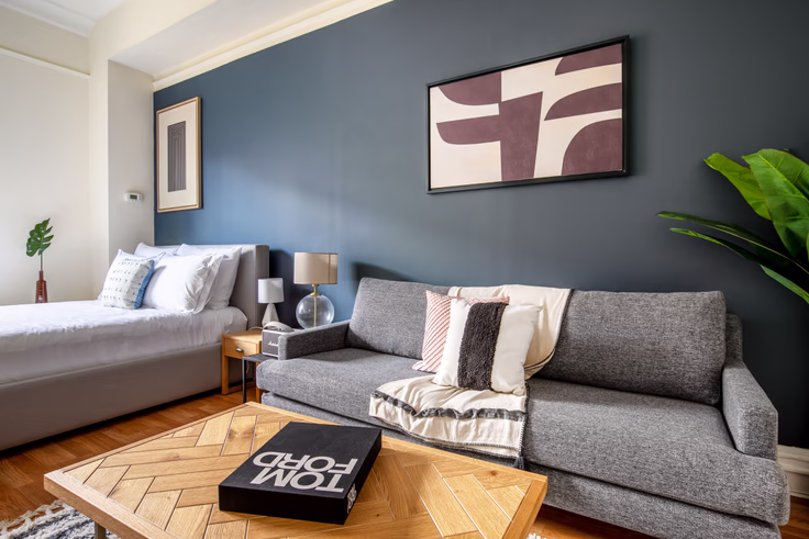 62 Boylston St, Downtown