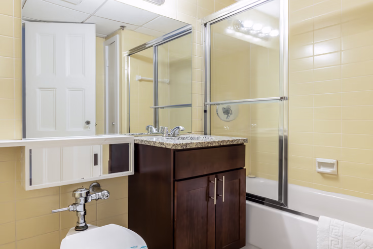 62 Boylston St, Downtown