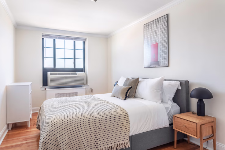 60 Brattle St, Harvard Square