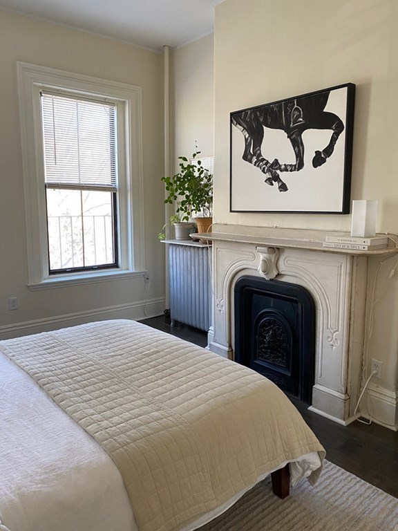 77 Montgomery St, South End