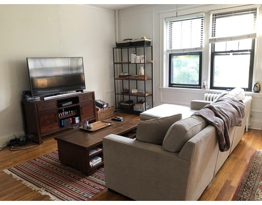 411 Washington St, Brookline Village