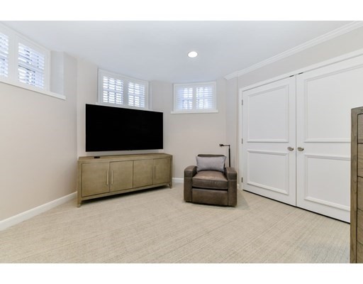 163 Marlborough St, Back Bay