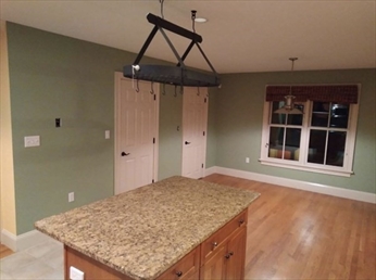 39 Danforth St, Jamaica Plain