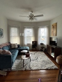 15 Radford Ln, Dorchester