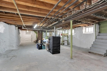 35 Manning St, Roslindale