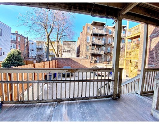 20 Frankfort St, East Boston