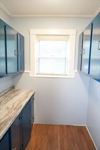 21 Logan St, Roxbury